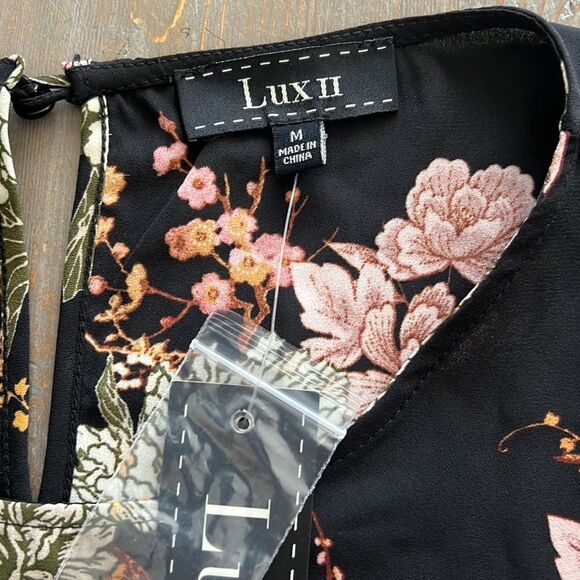 NWT Lux II Semi-Sheer Floral Ribbon Bell Sleeve Blouse Top - M - Picture 6 of 9
